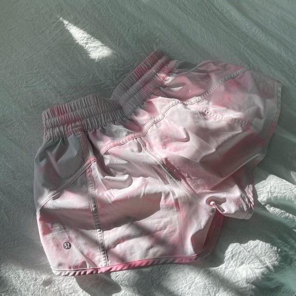 Lululemon Speed up high-rise Lined Short 2” - Picture 2 of 2